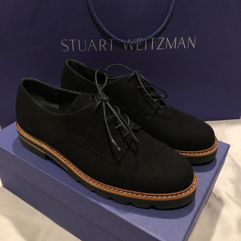 Stuart Weitzman “Metro” Blk Suede Lace Up Loafers